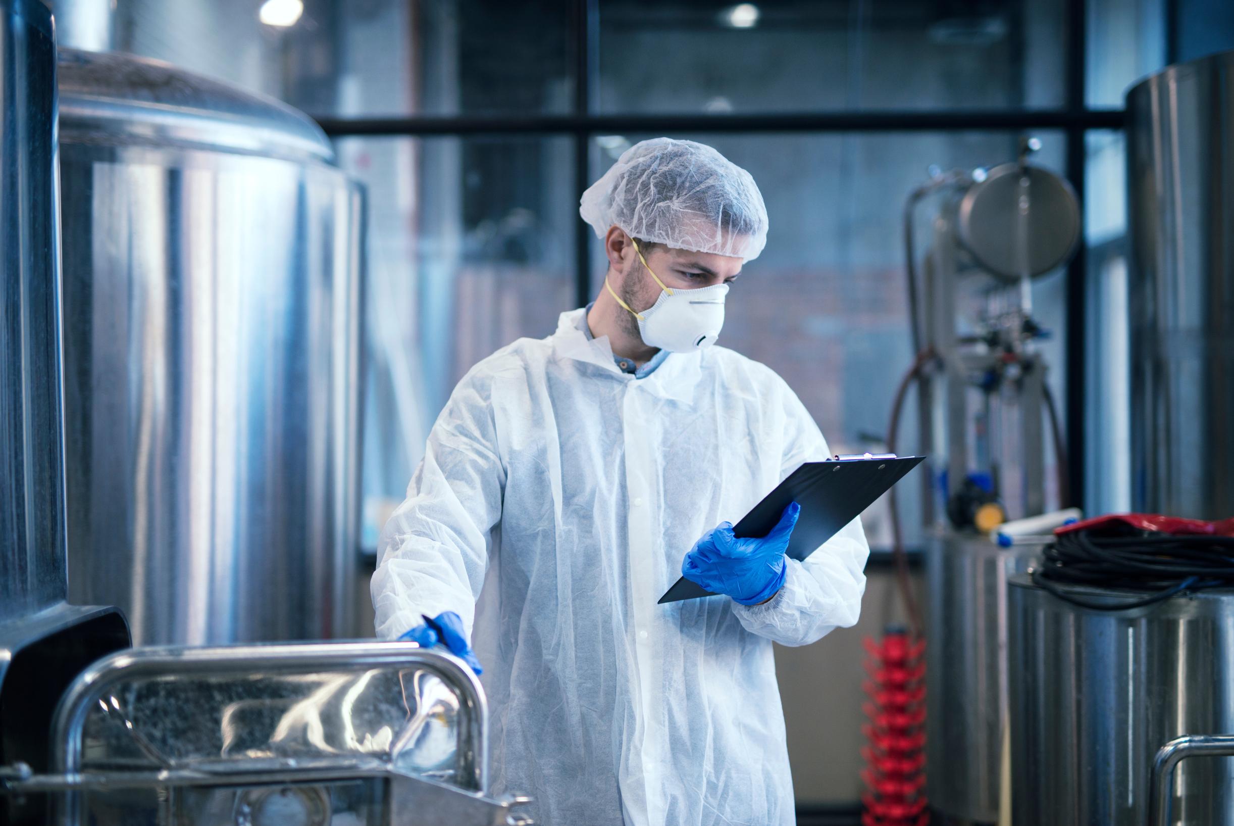 Você Sabe a Importância de Químico Responsável por Processos Industriais?